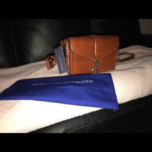 NEVER WORN!! Rebecca Minkoff Crossbody Bag